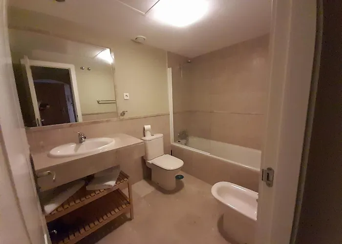 Апарт-готель De Dos Y Un Bano Con Piscinas Y Jardines Cercano A La Playa 4*